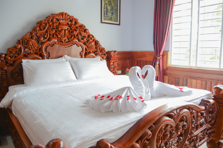 Bedroom 3, Kheang Oudom Hotel, Moung Ruessei