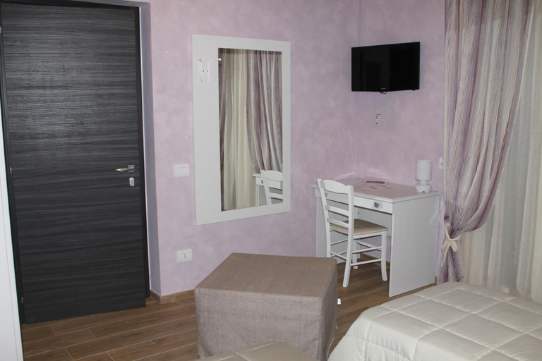 Bedroom 4, La Villetta sul Mavone, Teramo