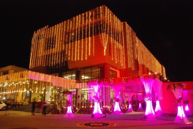 Exterior & Views 2, Hotel Softel Plaza, Dehradun