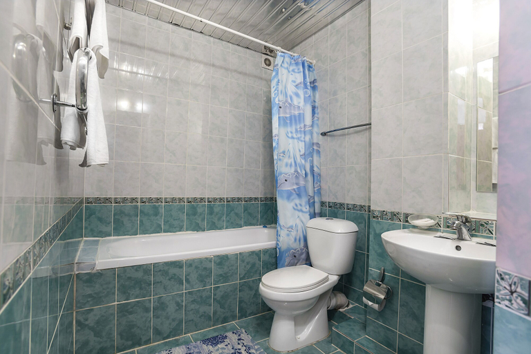 Bathroom 3, Hotel Atlantida, Anapskiy rayon