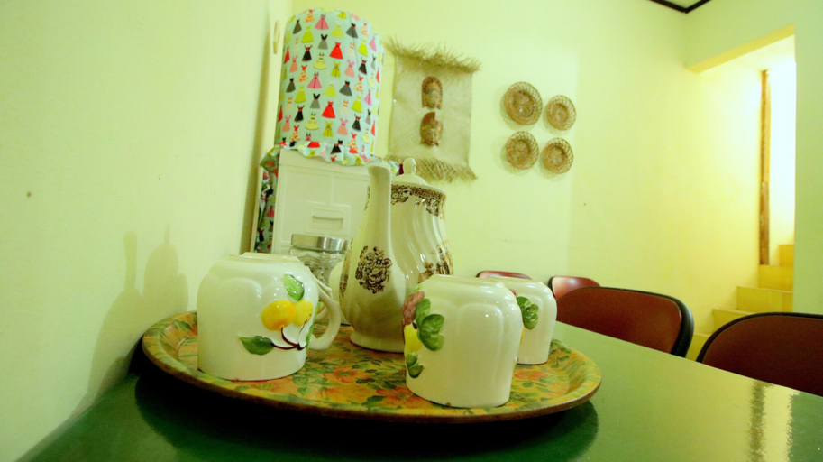 Food & Drinks, D'Java Homestay Lempuyangan By The Grand Java, Yogyakarta