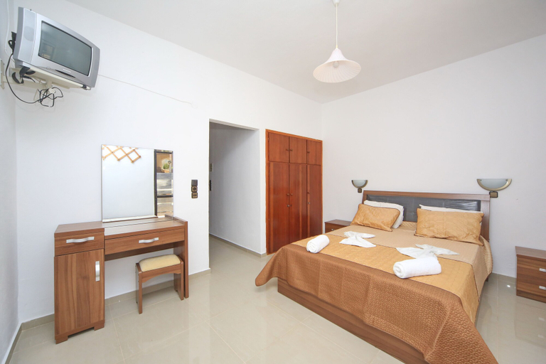 Bedroom 4, Maria Apartments, Crete