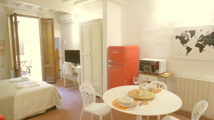 Others 5, Pinocchio House, Florence