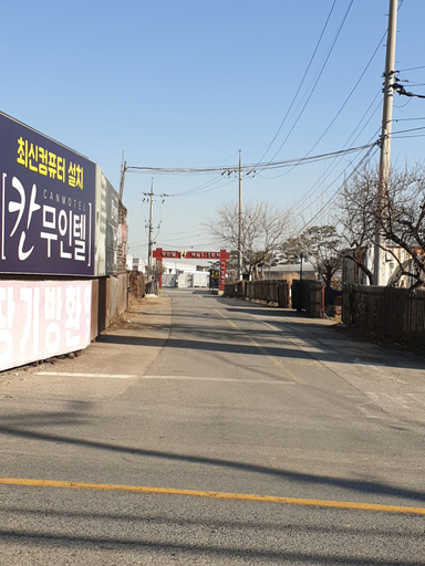Others 4, Khan Motel, Pyeongtaek