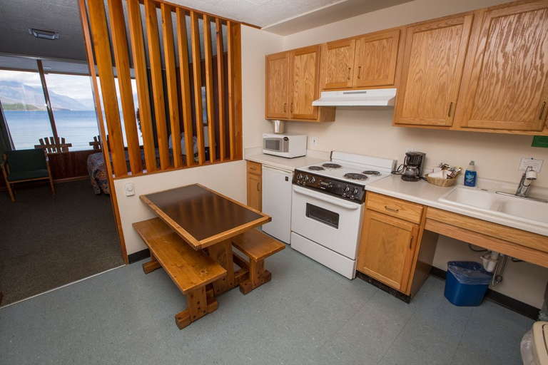 Others 3, Village Inn At Apgar - Inside the Park, Flathead