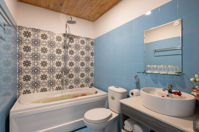 Bathroom 3, Casa Maya Hotel, Ninh Hải
