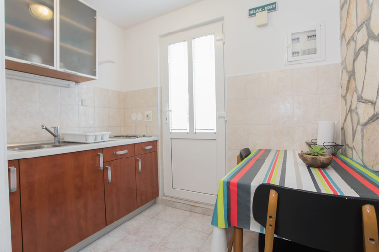 Others 5, Apartments Ana, Vodice