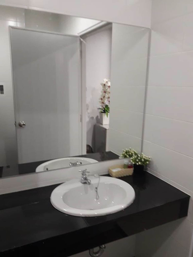 Bathroom 3, The Stand By Phuket Airport, Pulau Phuket