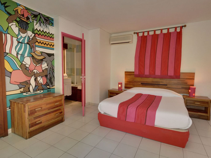 Bedroom 3, Swalibo Hotel, Saint-Paul