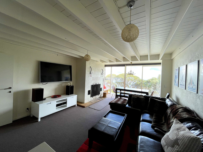 Others 4, Lawlers 6, Mount Hotham Alpine Resort