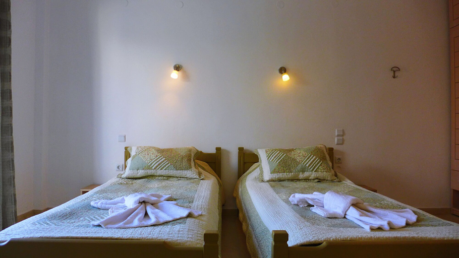 Bedroom 3, Lion-Suites, Crete