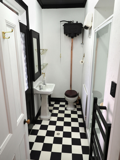 Bathroom 3, The Ferry Bed & Breakfast, Queenstown-Lakes