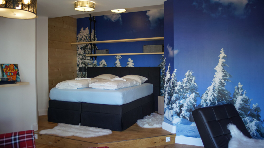 Bedroom 3, Alpenliebe Design Hotel, Traunstein