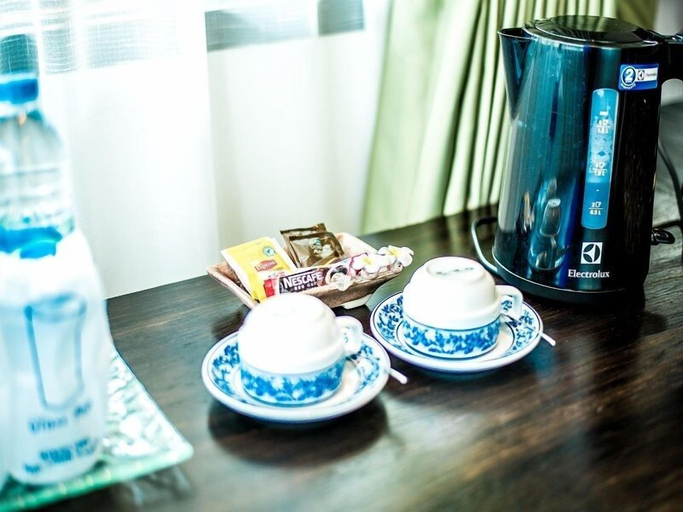 Food & Drinks 5, Jingjit Hotel, Mueang Krabi