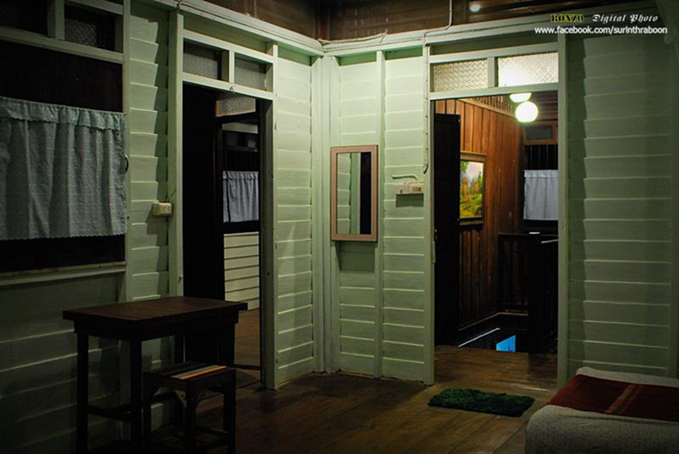 Others 4, Baan Chang Ton, Muang Surin