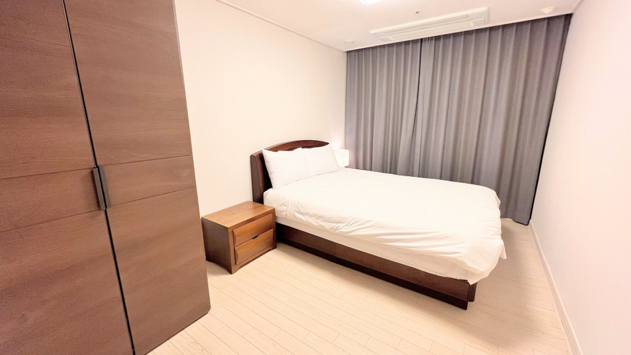Bedroom 2, Geoje Riwoo Ocean Residence, Geoje