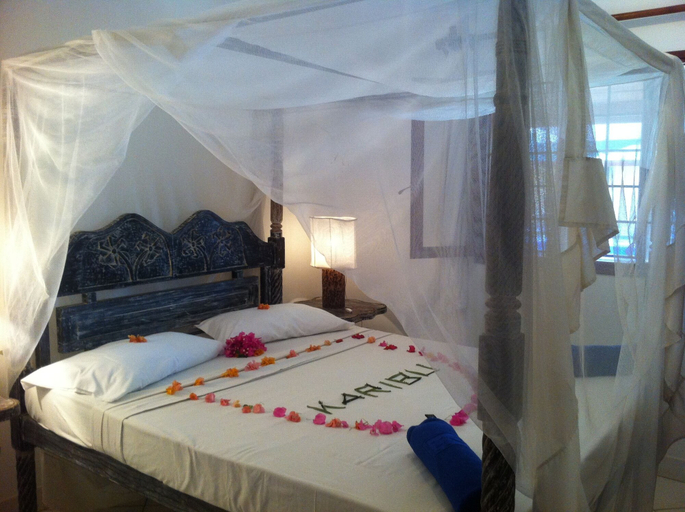Bedroom 2, African Sun Resort, Malindi