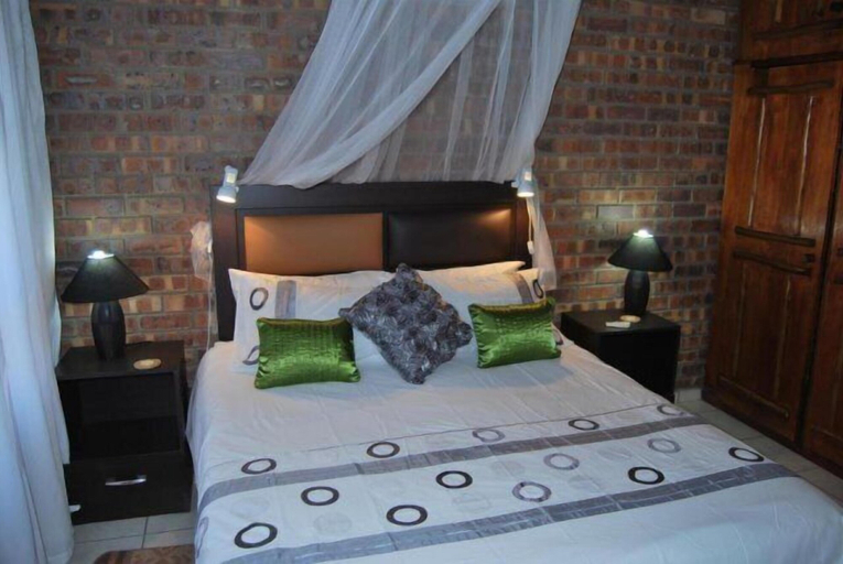 Bedroom 2, Ex Deo Erdvark Cottage, Ehlanzeni