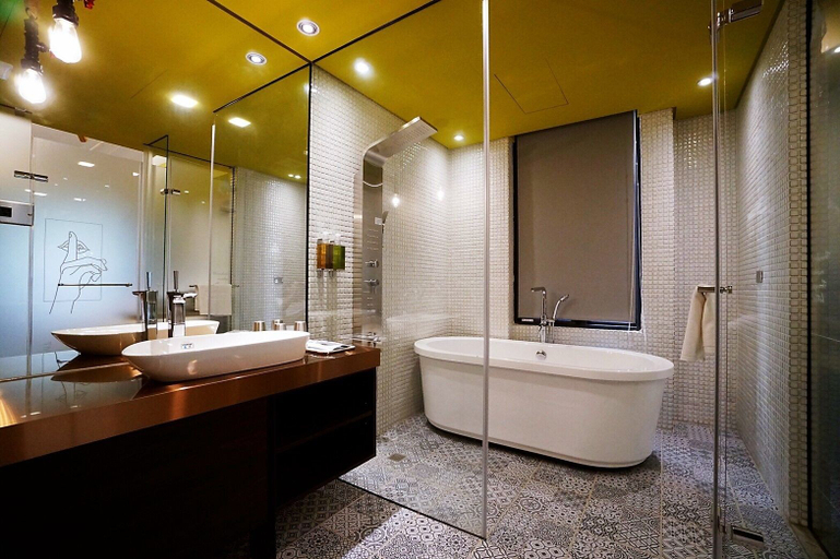 Bathroom 4, Thinker Hotel, New Taipei City