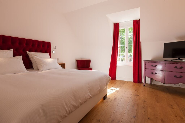 Bedroom 2, Domaine Le Clos des Belvals, Marne