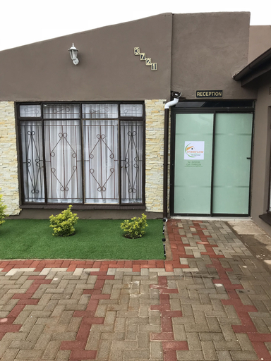 Exterior & Views, Overflow Guest House, Gaborone