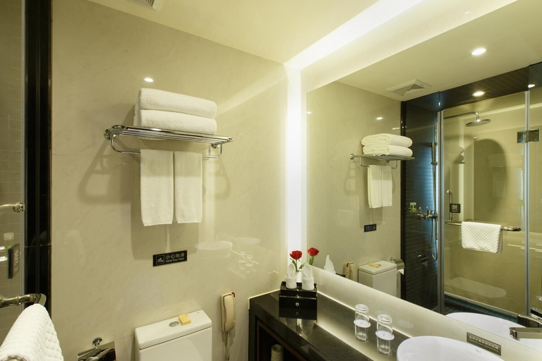 Bathroom 4, Leeden Jingxi Hotel, Guangzhou