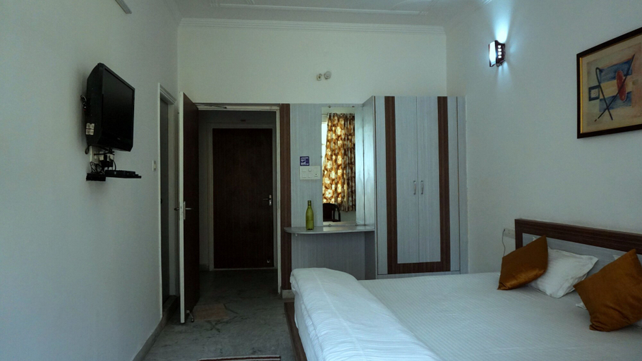 Bedroom 2, Chakrah by Hermitage, Garhwal