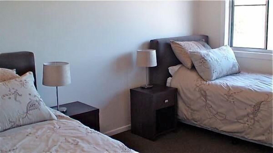 Bedroom 2, Curlew Retreat, Tenterfield
