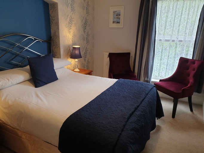 Bedroom 2, The Brandize Guest House, Torbay