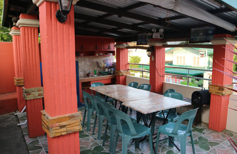 Food & Drinks, V.Hauschild Transient House B, Alaminos City
