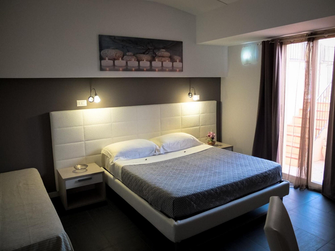 Bedroom 5, B&B Villa Letizia Inn, Palermo