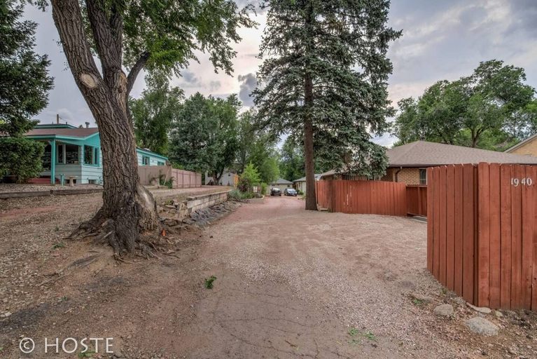 Exterior & Views 2, 2BR Comfy Condo & Cute Patio Broadmoor Area, El Paso