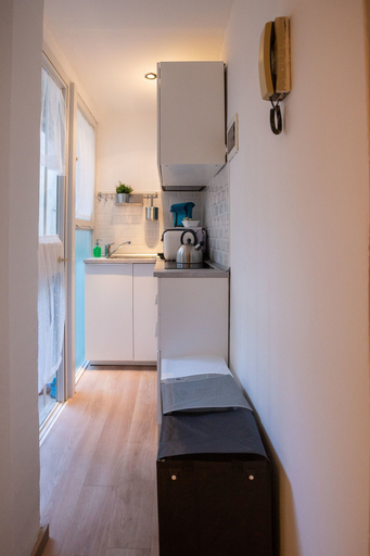 Others 5, Home Hotel - Clusone 1, Milano