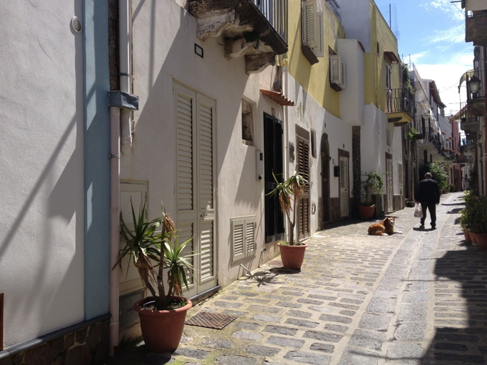 Exterior & Views 2, Ambra, Messina