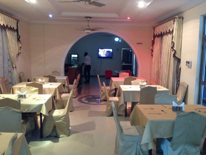 Food & Drinks 3, His Royal Vico Hotel, Accra