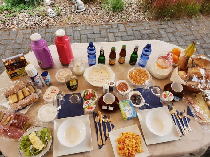 Food & Drinks 5, Haus Schnucke, Heidekreis