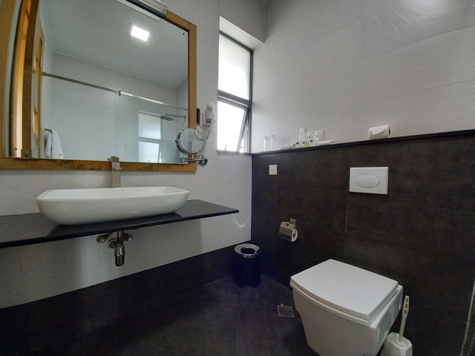 Bathroom 4, The Alps Hotel, Nakuru Town East