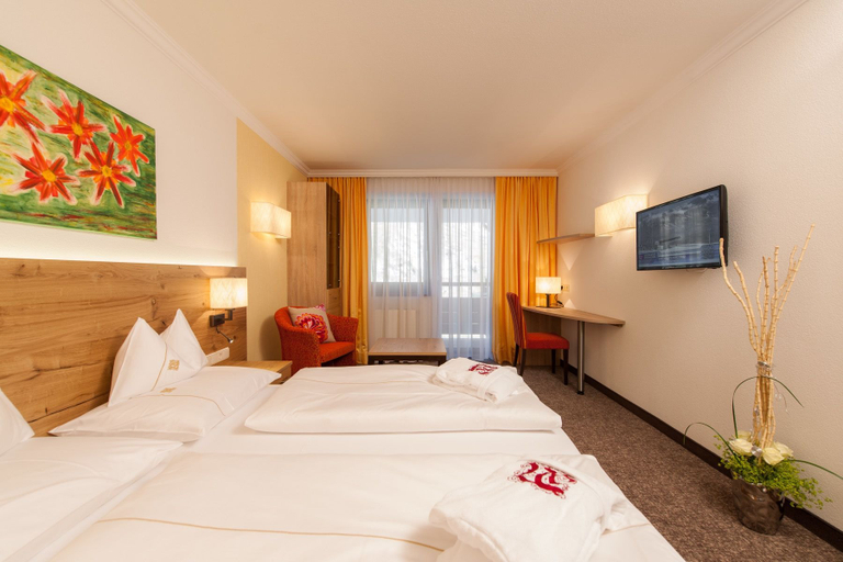Bedroom 3, Hotel Madeleine, Imst