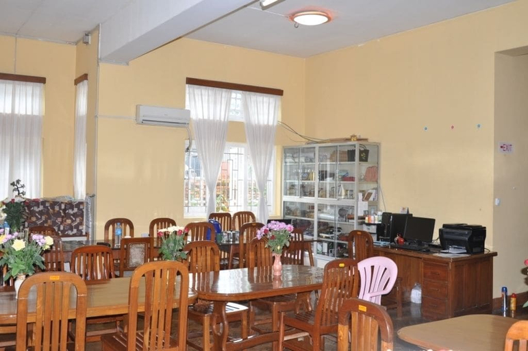 Food & Drinks 4, Golden Guest Inn, Yangon