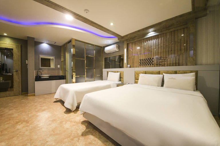 Bedroom 2, Cheonan Bobos Hotel, Cheonan