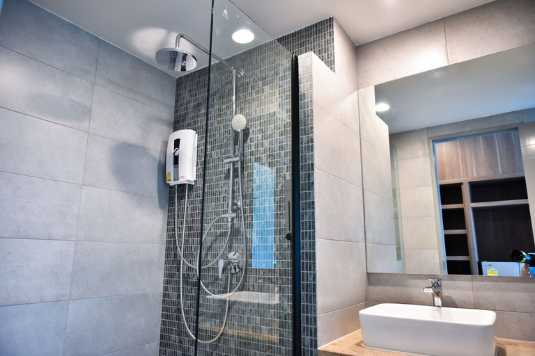 Bathroom 4, At Sleep, Muang Nakhon Pathom