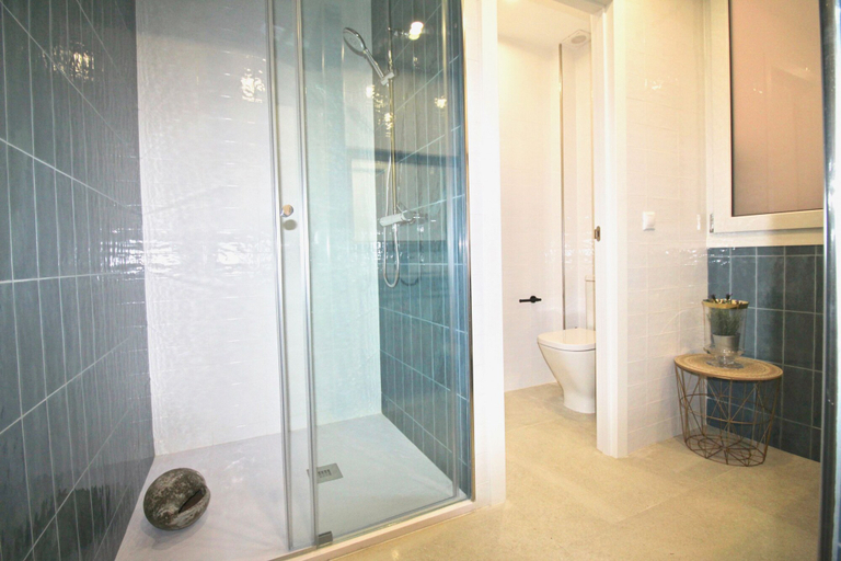 Bathroom 3, Apartamento Grande y Luminoso en el Centro de Alicante, Alicante