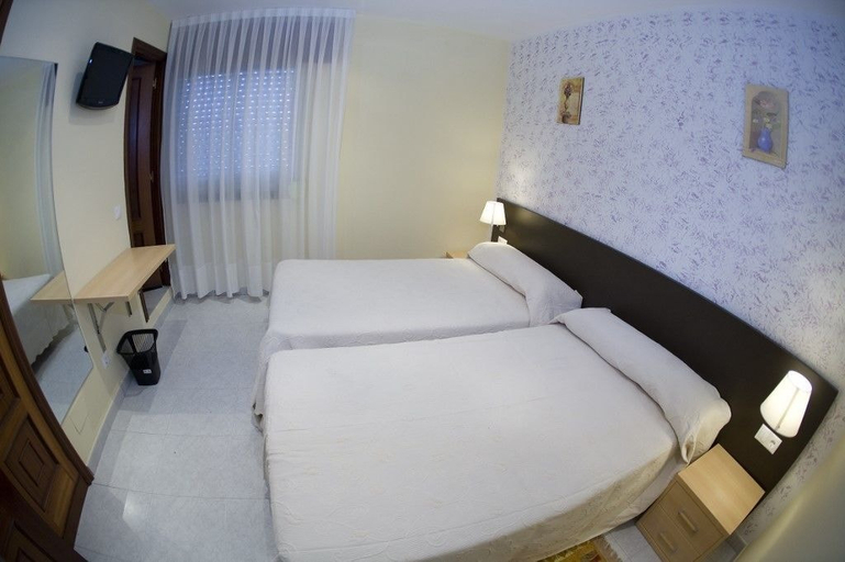 Bedroom 4, Pensión O Cruceiro da Ulla, A Coruña
