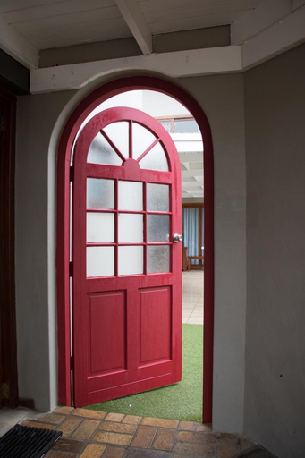 Exterior & Views 2, A Queenslin Guesthouse, Cape Winelands
