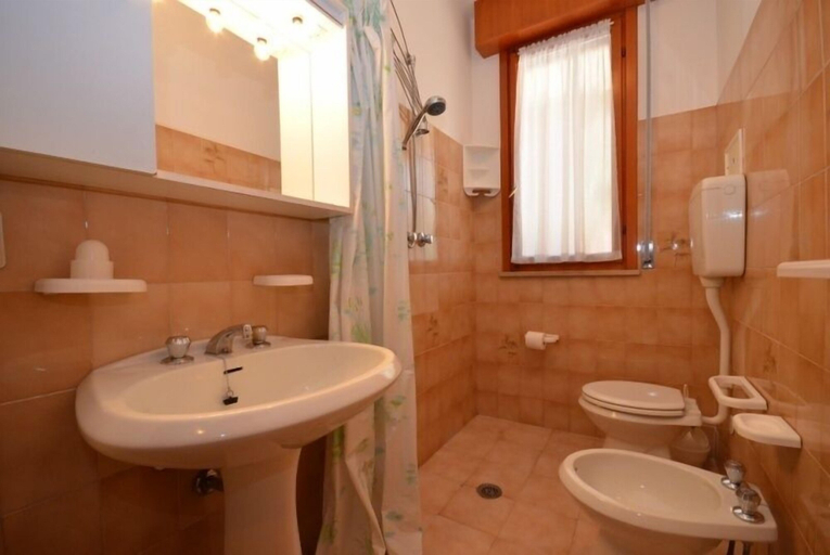 Bathroom, Appartamenti Fungo, Udine