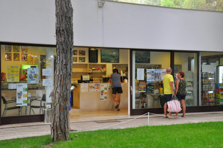 Exterior & Views 2, Spinnaker, Oristano