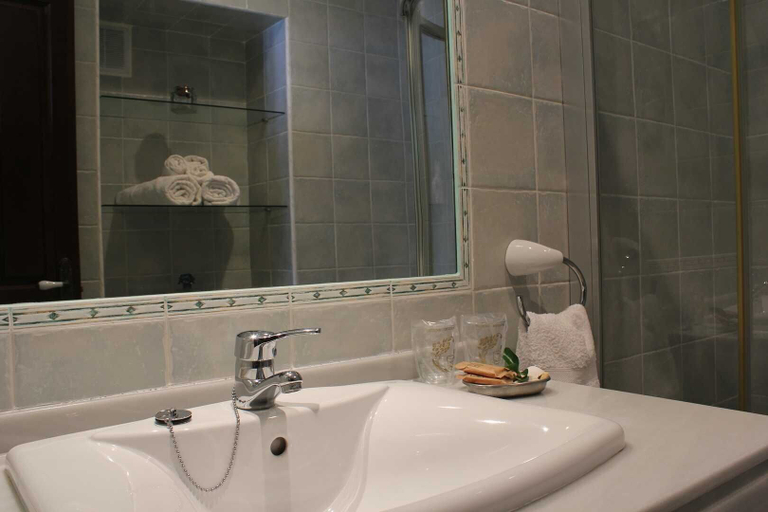 Bathroom, Apartamentos Turísticos Casa Germana, Asturias
