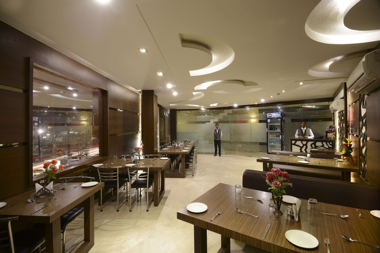 Food & Drinks 4, Hotel Maniram Palace, Agra