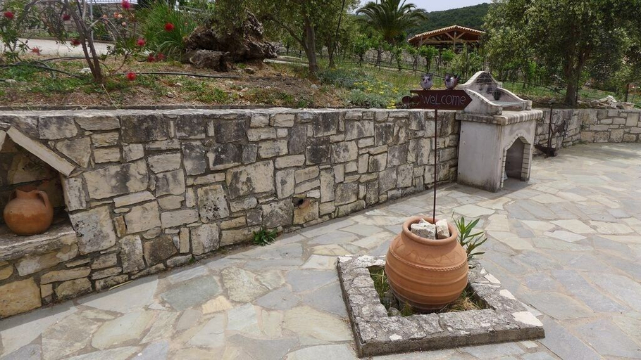 Others 5, Oros Villas, Crete