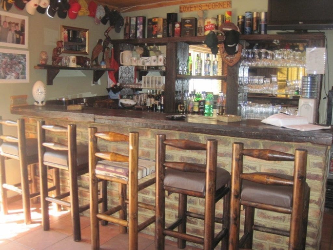 Food & Drinks 5, Kalahari Guest House, Nkangala